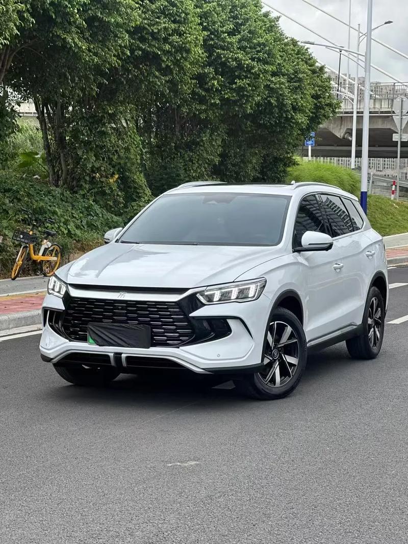 比亚迪宋prodmi2023款 比亚迪宋pro2021版