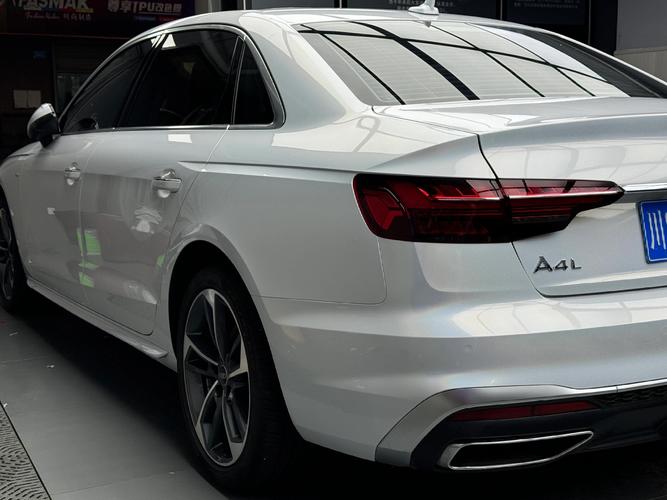 奥迪a4l白色 奥迪a4l白色车图片