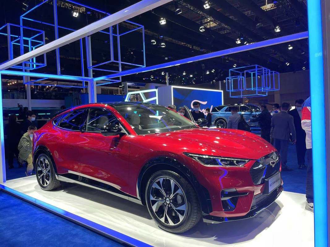 三缸老年代步燃油车／三缸老年代步燃油车用驾驶证吗