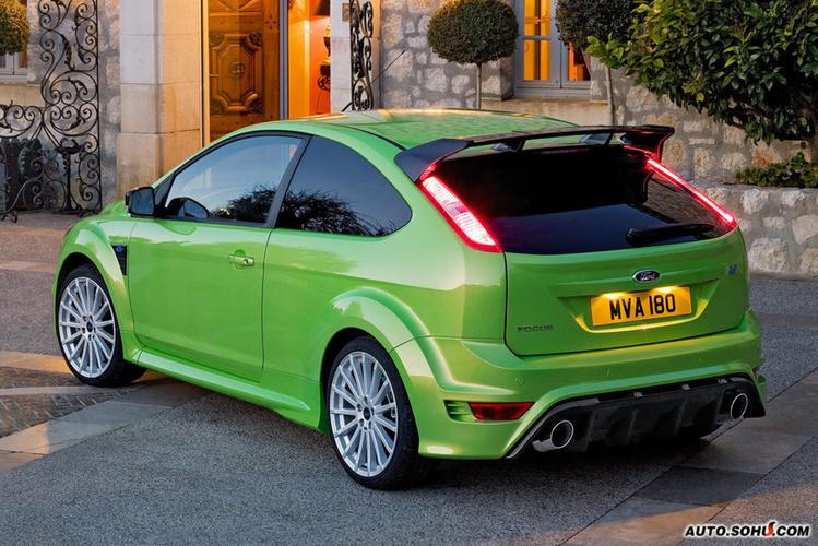 福特福克斯2025款两厢,福特福克斯新款两厢