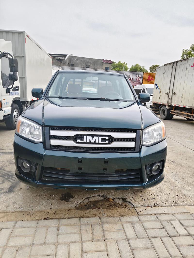 新款江铃宝典皮卡图片报价,江铃宝典皮卡车报价