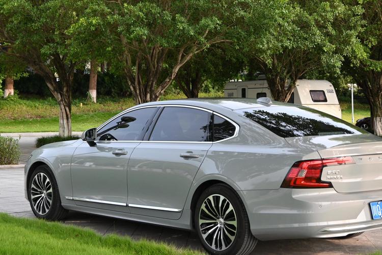 沃尔沃真的耐撞吗/沃尔沃真的耐撞吗视频