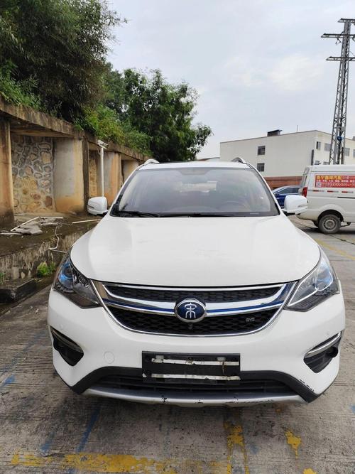 比亚迪宋最新款 比亚迪宋最新款图片