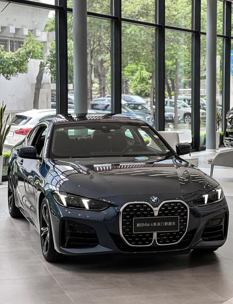 宝马4系轿跑车／宝马新四系跑车