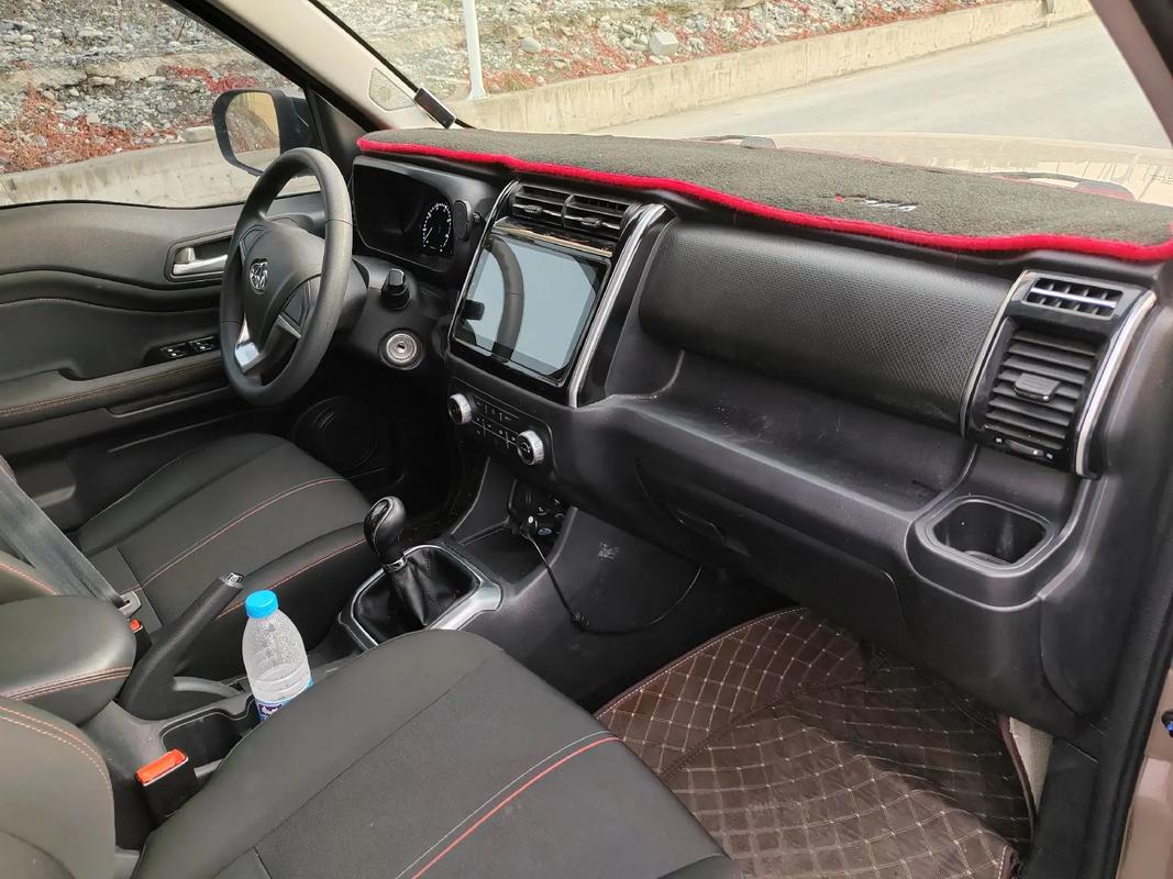 长安x70a参数配置／长安x70a图片 内饰