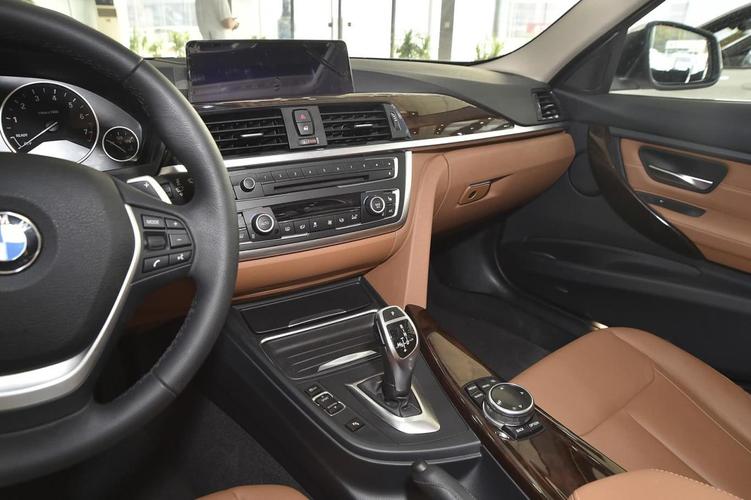 汽车中控壁纸,汽车中控壁纸图片