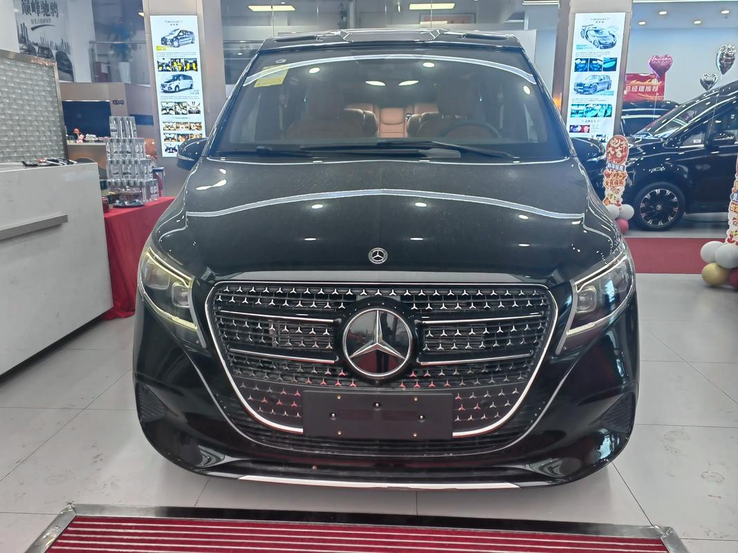 奔驰车报价及图片／7座奔驰商务车报价及图片