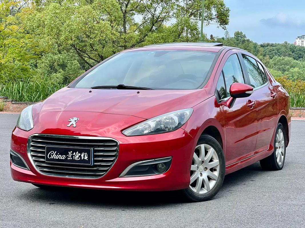 12款标致308值得买吗/2012款标致308有什么缺点