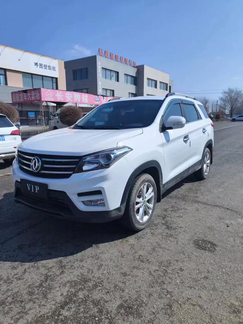 东风风光560汽车图片及价格(2021东风风光560新款图片)