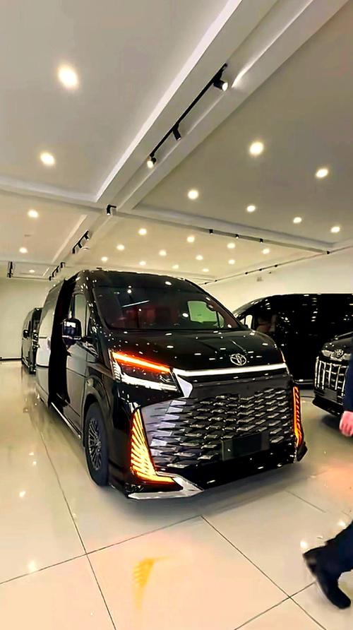 丰田海狮售价24万/丰田海狮房车168万元