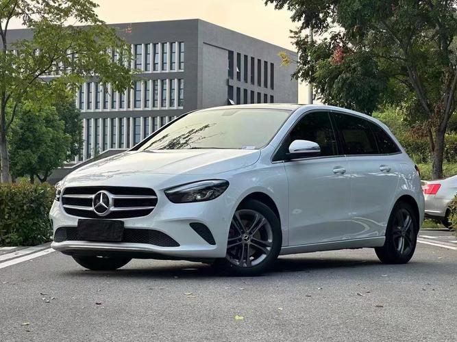 奔驰b200价格参数 奔驰b200最新款